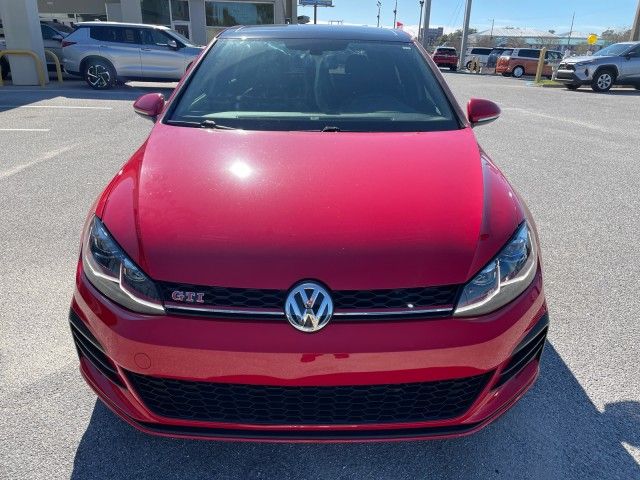 2019 Volkswagen Golf GTI SE