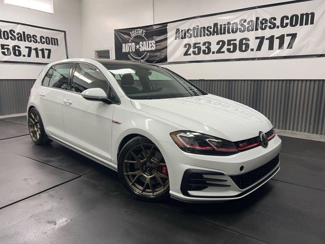 2019 Volkswagen Golf GTI SE