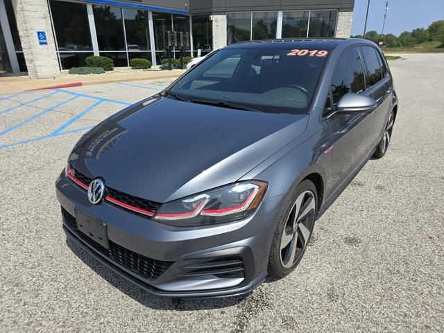 2019 Volkswagen Golf GTI SE