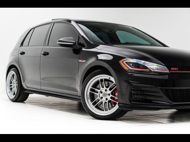 2019 Volkswagen Golf GTI SE