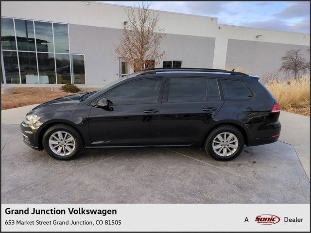 2019 Volkswagen Golf SportWagen S