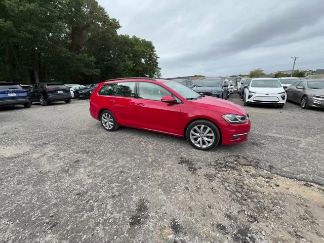 2019 Volkswagen Golf SportWagen SE