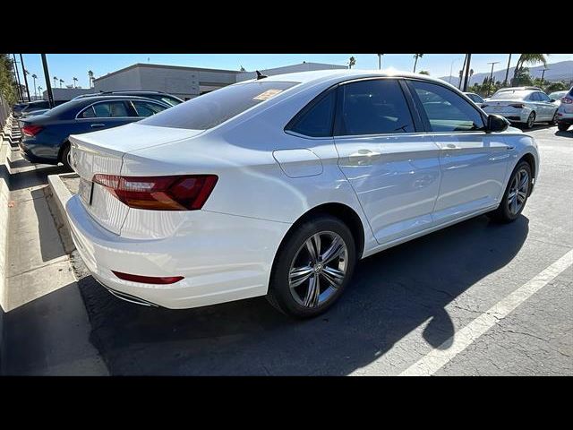 2019 Volkswagen Jetta R-Line