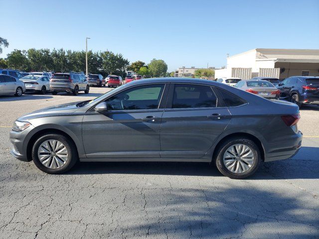 2019 Volkswagen Jetta R-Line