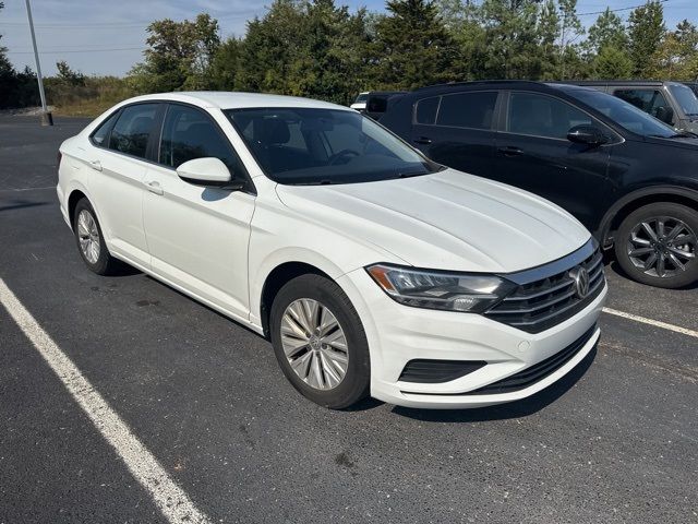 2019 Volkswagen Jetta R-Line