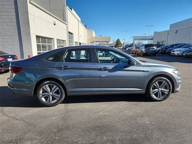 2019 Volkswagen Jetta R-Line