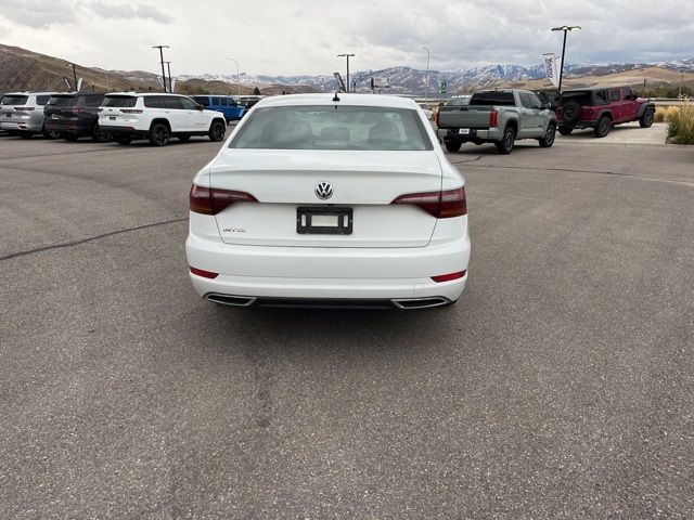 2019 Volkswagen Jetta R-Line