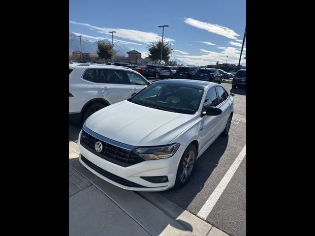 2019 Volkswagen Jetta R-Line