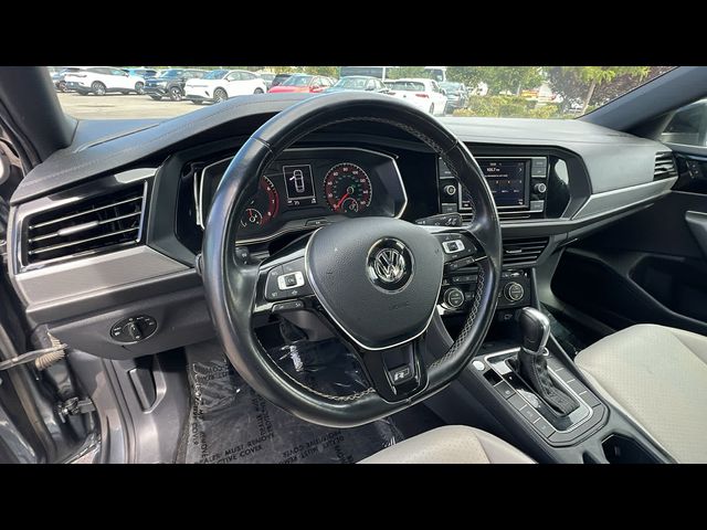 2019 Volkswagen Jetta R-Line