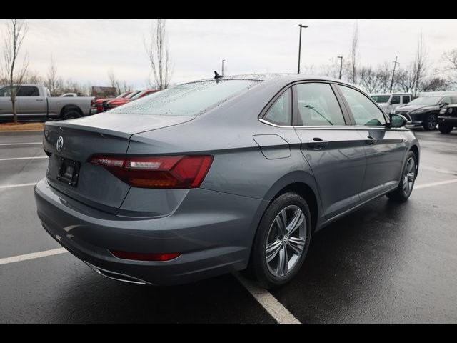 2019 Volkswagen Jetta R-Line