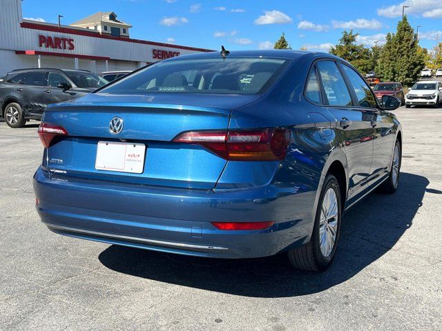 2019 Volkswagen Jetta R-Line