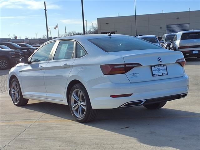 2019 Volkswagen Jetta R-Line