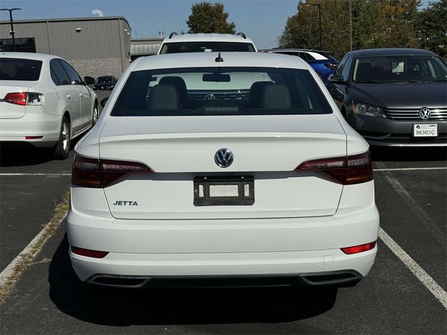 2019 Volkswagen Jetta R-Line