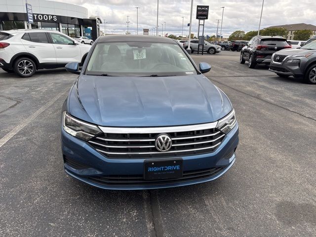 2019 Volkswagen Jetta R-Line