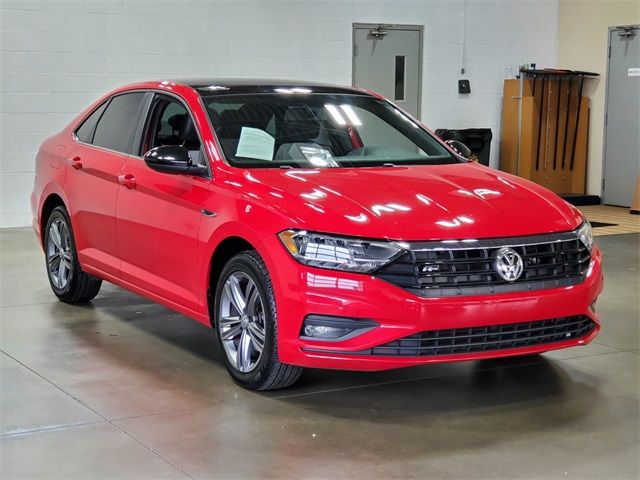 2019 Volkswagen Jetta R-Line