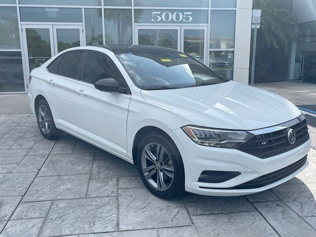 2019 Volkswagen Jetta R-Line