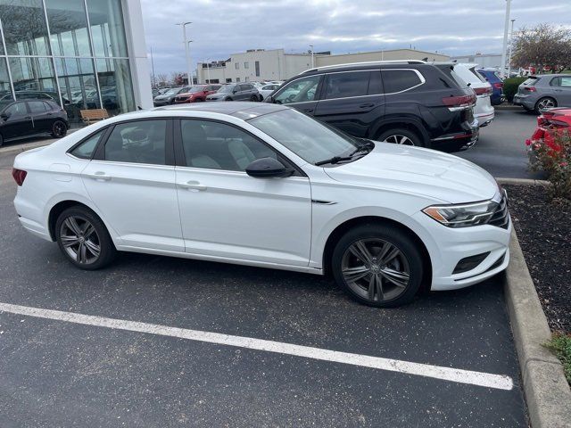 2019 Volkswagen Jetta R-Line