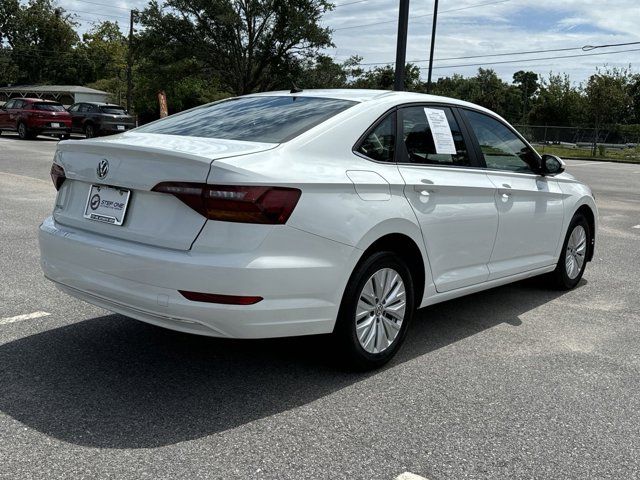 2019 Volkswagen Jetta R-Line