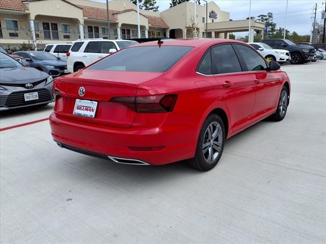 2019 Volkswagen Jetta R-Line