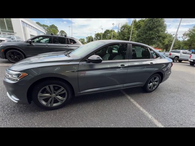 2019 Volkswagen Jetta R-Line