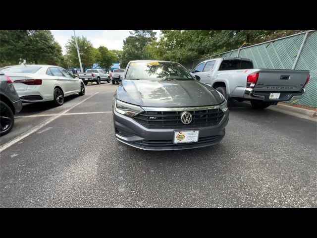 2019 Volkswagen Jetta R-Line