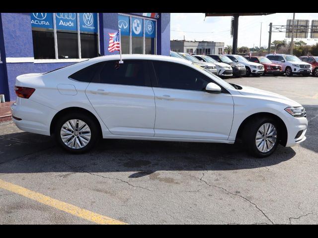2019 Volkswagen Jetta R-Line