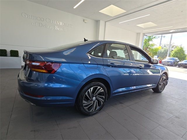 2019 Volkswagen Jetta SEL Premium