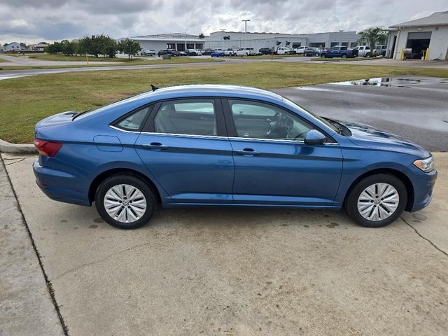 2019 Volkswagen Jetta R-Line