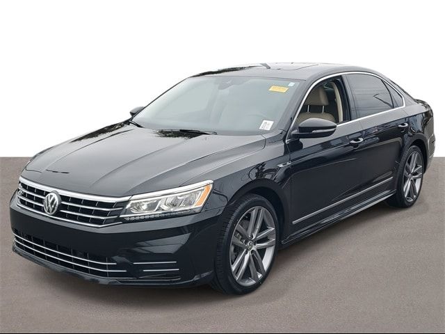 2019 Volkswagen Passat 2.0T SE R-Line