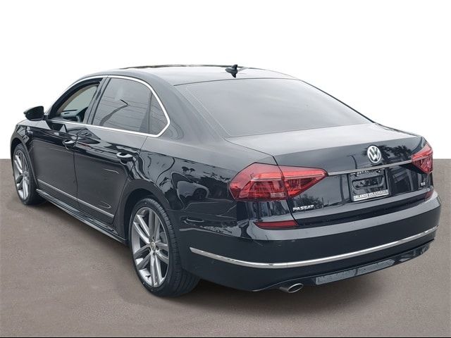 2019 Volkswagen Passat 2.0T SE R-Line