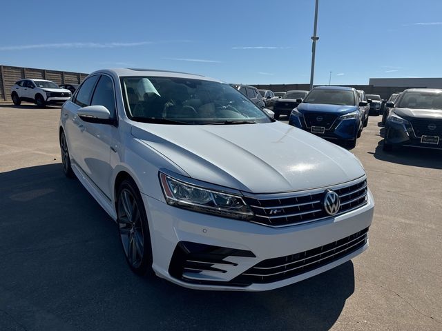 2019 Volkswagen Passat 2.0T SE R-Line