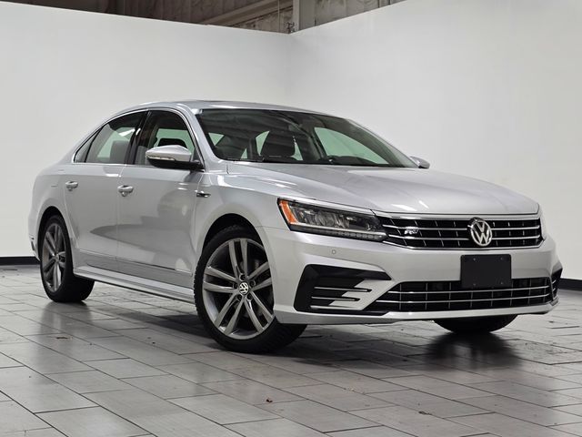 2019 Volkswagen Passat 2.0T SE R-Line