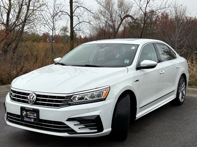 2019 Volkswagen Passat 2.0T SE R-Line