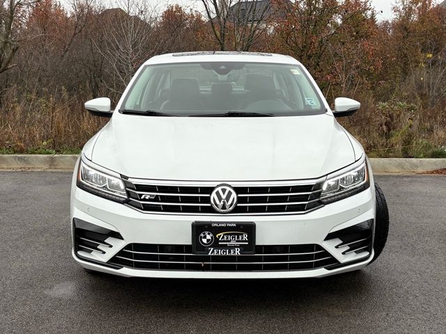 2019 Volkswagen Passat 2.0T SE R-Line