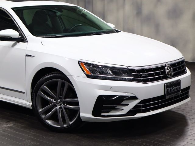 2019 Volkswagen Passat 2.0T SE R-Line