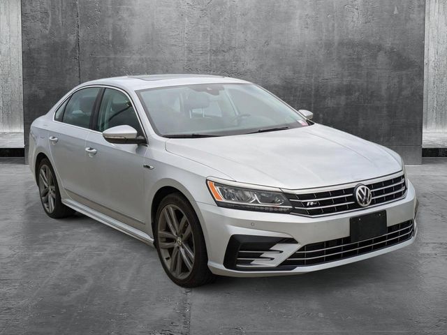 2019 Volkswagen Passat 2.0T SE R-Line