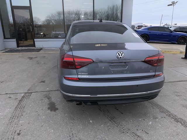 2019 Volkswagen Passat 2.0T SE R-Line