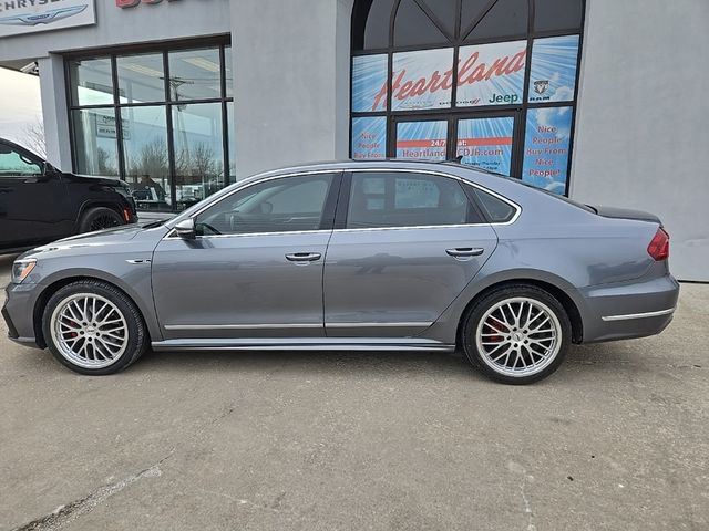 2019 Volkswagen Passat 2.0T SE R-Line