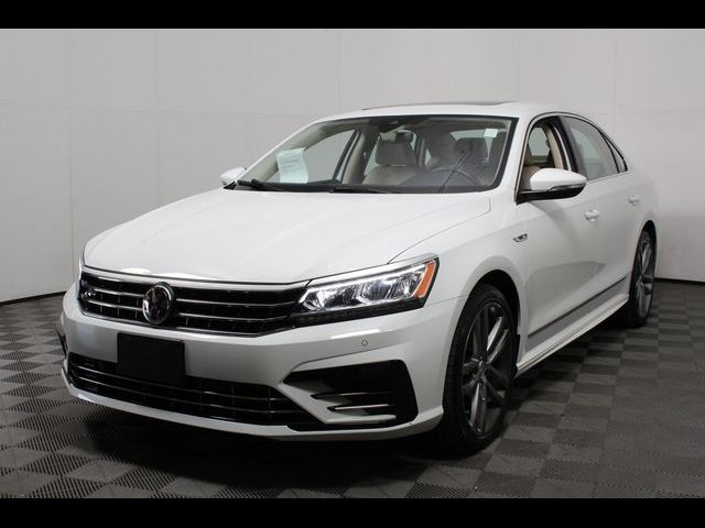 2019 Volkswagen Passat 2.0T SE R-Line