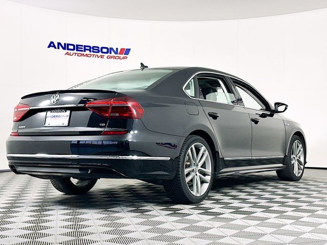 2019 Volkswagen Passat 2.0T SE R-Line