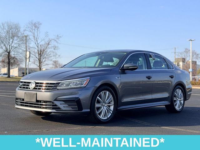 2019 Volkswagen Passat 2.0T SE R-Line