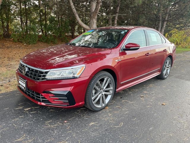 2019 Volkswagen Passat 2.0T SE R-Line