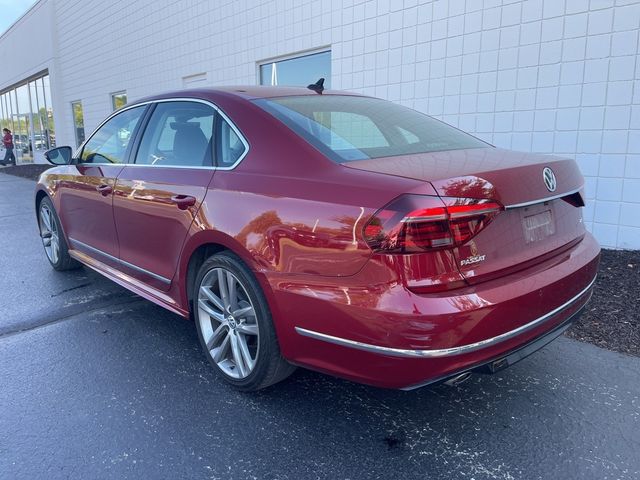 2019 Volkswagen Passat 2.0T SE R-Line