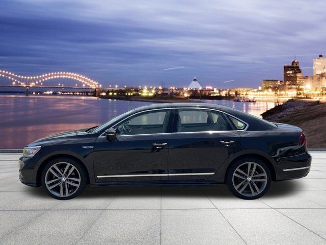 2019 Volkswagen Passat 2.0T SE R-Line