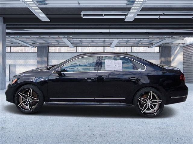 2019 Volkswagen Passat 2.0T SE R-Line