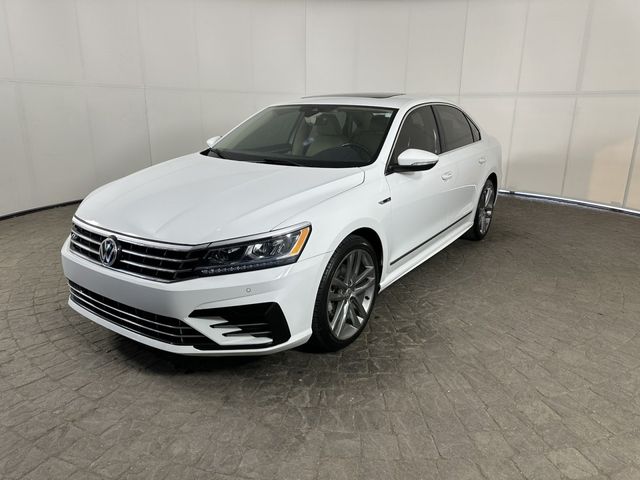 2019 Volkswagen Passat 2.0T SE R-Line