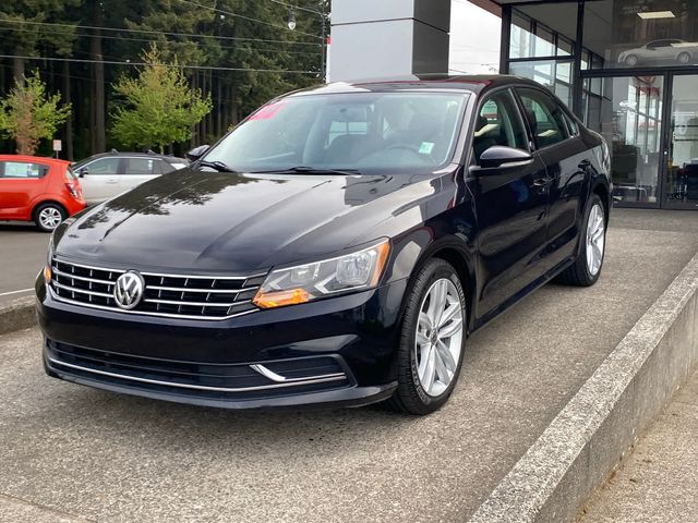 2019 Volkswagen Passat 2.0T Wolfsburg Edition