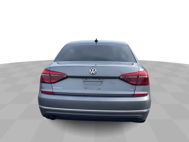 2019 Volkswagen Passat 2.0T Wolfsburg Edition