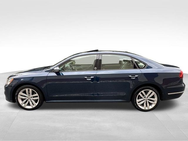 2019 Volkswagen Passat 2.0T Wolfsburg Edition