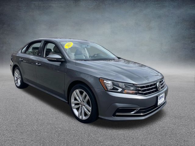 2019 Volkswagen Passat 2.0T Wolfsburg Edition